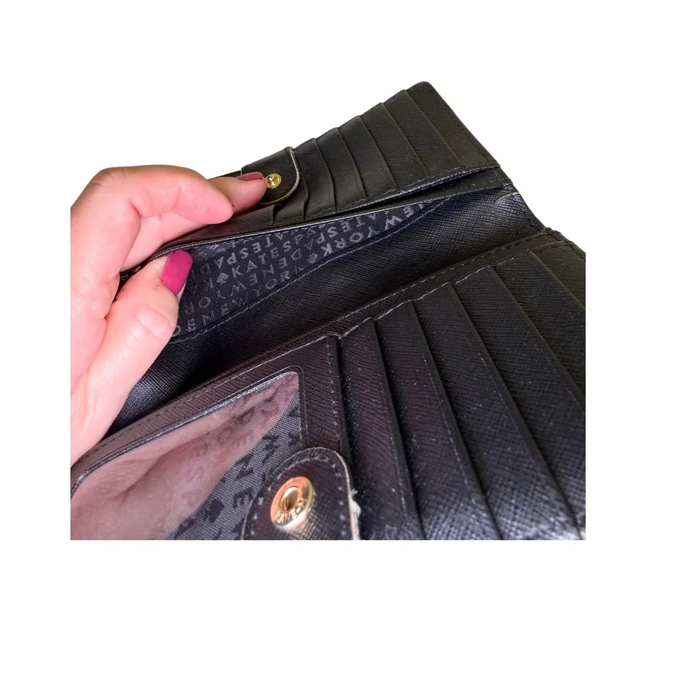 Kate Spade New York Black Saffiano Leather Wallet Snap Closure Gold Hardware Zip